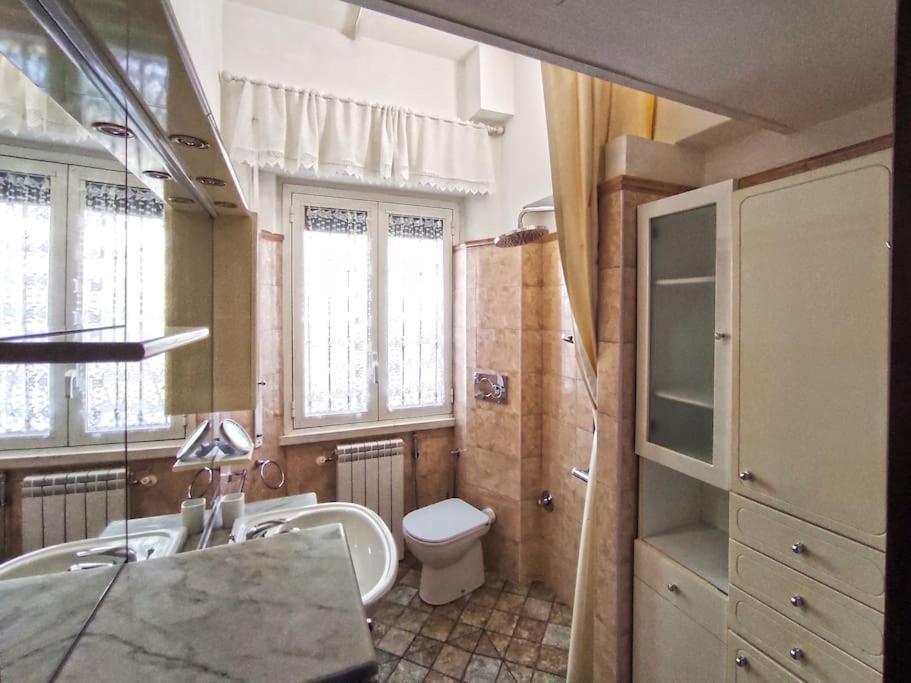 לידו די אוסטיה Appartamento In Via Calvi מראה חיצוני תמונה